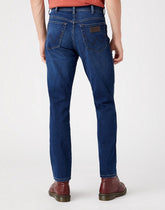 WRANGLER TEXAS SLIM MĘSKIE SPODNIE JEANSOWE BLUE SILK W12SCV39Z 112145789